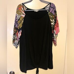 Loralette Tie Front Raglan Print Top